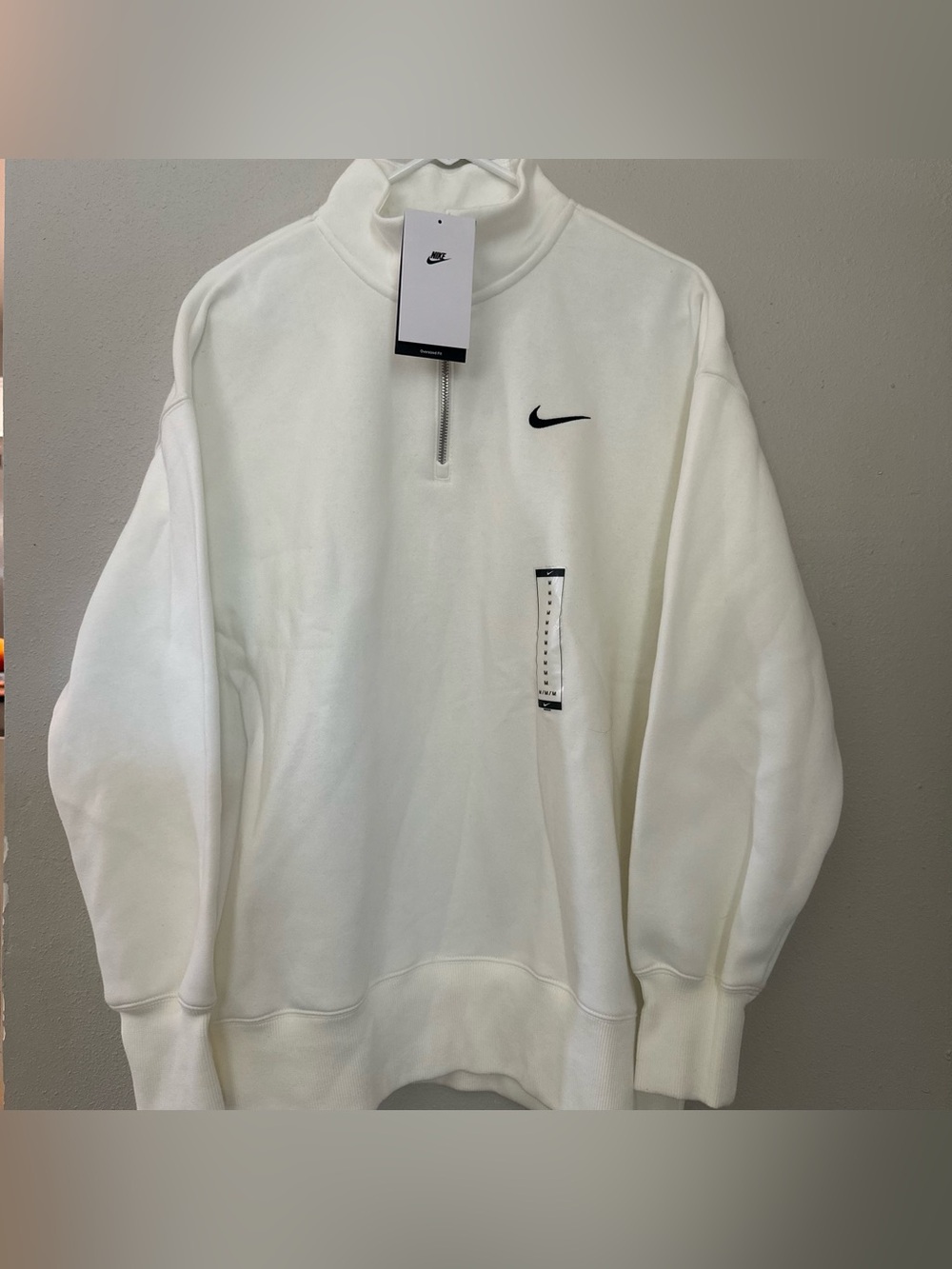 Nike Women's White Pullover 1/4 Zip  Fleece Sweatshirt Size M